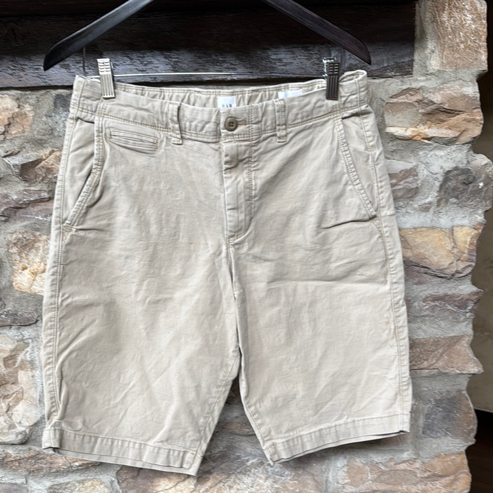 GAP Tan Flat Front Shorts Casual Style